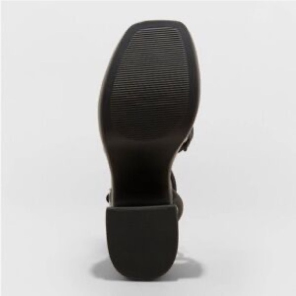 NWT Wild Fable Astro Strappy Platform Heels with Memory Foam Insole in Black - Picture 7 of 11